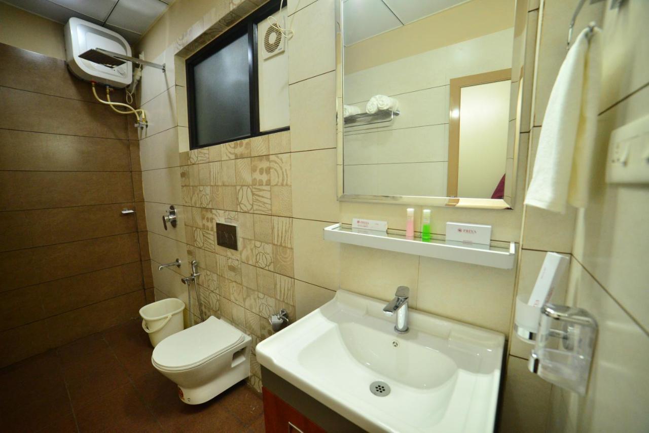 Hotel Priya Kottakkal Exterior foto